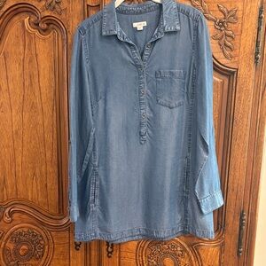 J.Jill Blue Denim Long Sleeve Tunic with pockets. Size small